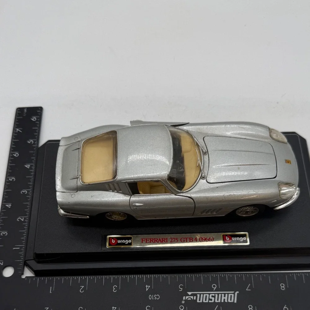 Bburago Ferrari 275 GTB 4 1966 Silver Diecast 1/24 Scale Model Car Italy Base